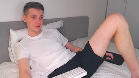 Oliver online show from February 2026 02:01:02 PM