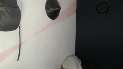 Snapshot of oliver_laid_2023 chatting on December 2024 03:24:01 AM oliver_laid_2023 online show from December 2024 03:24:01 AM