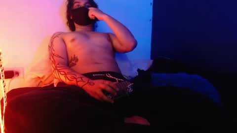 Snapshot of oliver_laid_2023 chatting on December 2024 03:55:02 AM oliver_laid_2023 online show from December 2024 03:55:02 AM