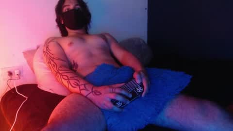 Snapshot of oliver_laid_2023 chatting on January 2025 09:26:02 AM oliver_laid_2023 online show from January 2025 09:26:02 AM