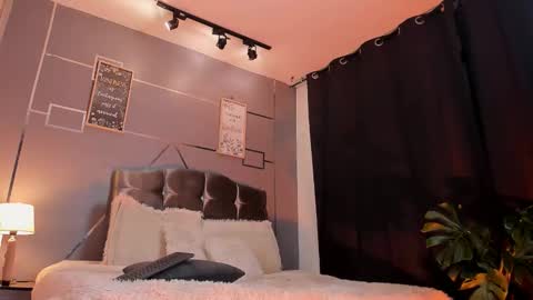 oliver mr  online show from November 2025 09:59:01 PM