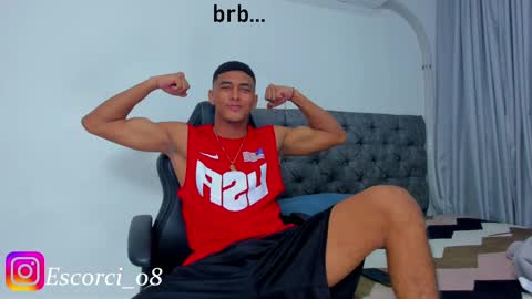 oliver_smith_2 online show from February 2025 06:22:01 PM