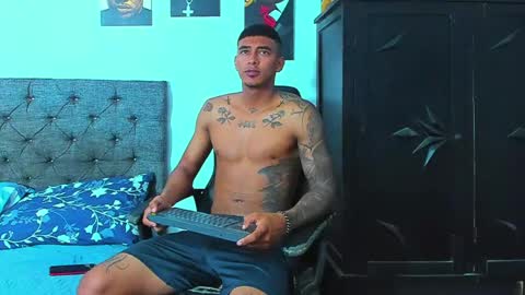 oliver_smith_2 online show from March 2026 03:05:01 PM