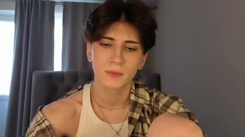 oliver online show from April 2026 01:58:02 PM