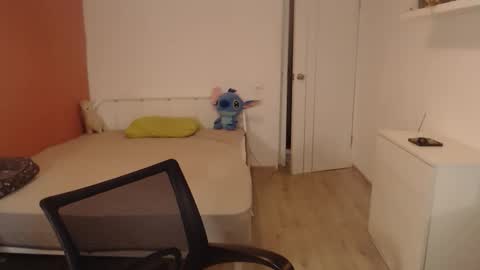 Oliver online show from November 2025 02:10:01 AM