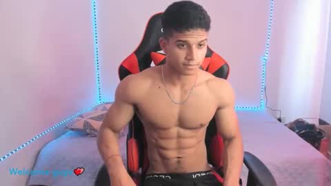 oliver thompsson online show from December 2024 04:46:02 PM