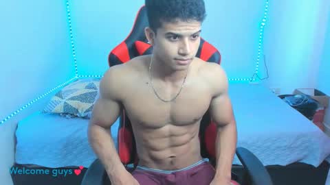 oliver thompsson online show from January 2025 01:56:01 PM