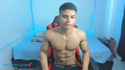 oliver thompsson online show from January 2025 08:07:02 PM