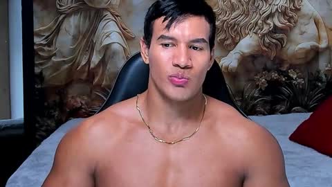 oliver_tommy online show from November 2025 01:44:02 AM