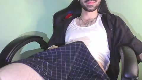 Snapshot of olivereff chatting on June 2026 08:48:02 PM Oliver online show from June 2026 08:48:02 PM