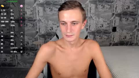 Oliver online show from November 2025 09:21:01 AM