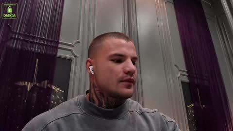 Snapshot of oliversport chatting on December 2024 10:45:02 AM OliverSport online show from December 2024 10:45:02 AM