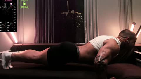 Snapshot of oliversport chatting on January 2025 03:40:01 PM OliverSport online show from January 2025 03:40:01 PM