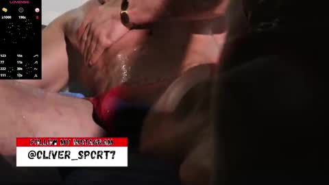 Snapshot of oliversport chatting on March 2025 01:38:02 PM OliverSport online show from March 2025 01:38:02 PM