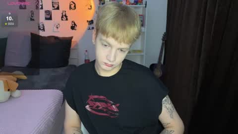 oliver online show from October 2025 02:07:02 PM