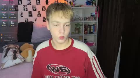 oliver online show from November 2025 02:44:01 PM