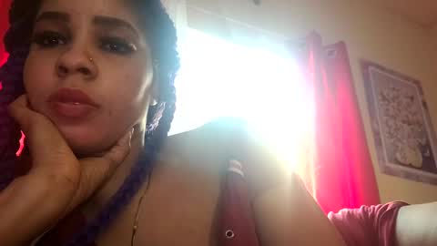 Olivia online show from March 2025 07:11:02 PM