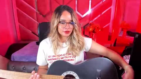  OLIVIA  online show from October 2025 02:15:01 AM