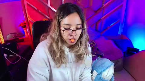  OLIVIA  online show from November 2025 03:53:02 AM