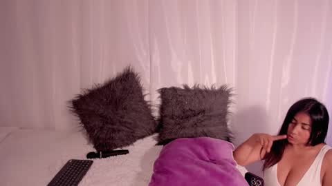 IG Im Oliviamorrys X OliviaMorrys online show from March 2026 10:38:01 PM