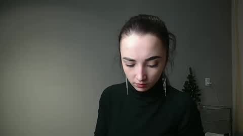 Olivia online show from January 2025 07:00:02 PM