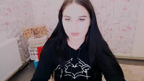 Olivia online show from February 2025 02:14:02 PM