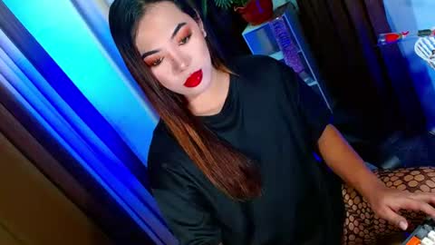 Miss OLIVIA online show from September 2025 04:01:02 PM