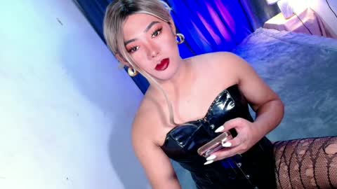 Snapshot of olivia_the_temptress27 chatting on July 2026 03:23:01 AM Miss OLIVIA online show from July 2026 03:23:01 AM
