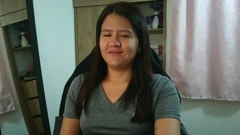 Olivia online show from April 2026 12:08:02 PM