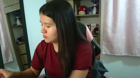 Olivia online show from April 2026 12:18:01 PM