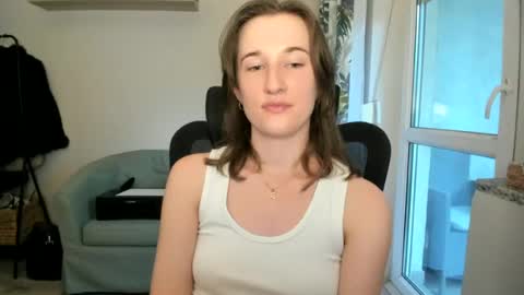 Snapshot of oliviaaa2003 chatting on July 2026 04:29:02 PM Oliwiaa2004 online show from July 2026 04:29:02 PM