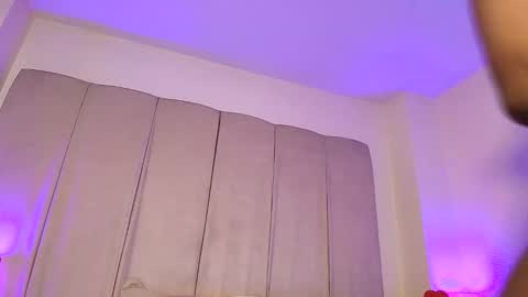 My name is olivia but can you call me Oli online show from October 2025 09:26:02 PM