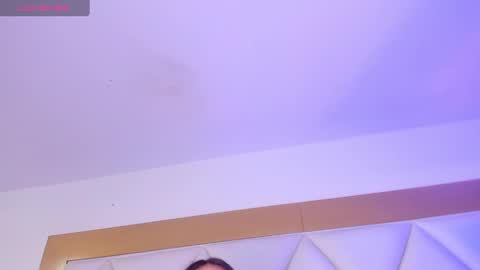 Snapshot of oliviabrady1 chatting on January 2025 02:15:02 AM OLIVIA online show from January 2025 02:15:02 AM