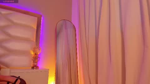 OLIV online show from July 2026 11:22:01 PM