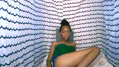 Snapshot of oliviah27 chatting on November 2025 09:17:02 PM oliviah27 online show from November 2025 09:17:02 PM