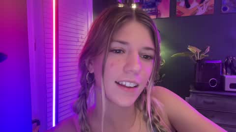 Olivia online show from December 2024 03:48:02 AM