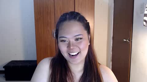 olivia hollywood online show from January 2025 02:07:02 PM