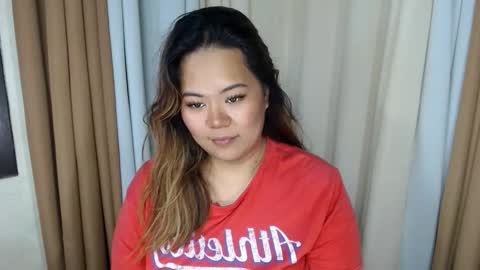 olivia hollywood online show from October 2025 04:51:01 PM