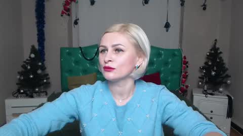 Snapshot of oliviahorst chatting on December 2024 06:19:02 AM OliviaHorst online show from December 2024 06:19:02 AM