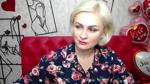 Snapshot of oliviahorst chatting on March 2025 12:41:02 PM OliviaHorst online show from March 2025 12:41:02 PM