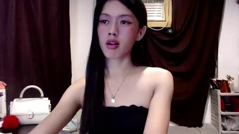 oliviaknightx online show from February 2026 03:17:02 PM