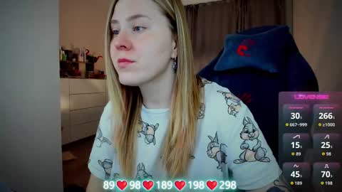 . online show from October 2025 04:13:01 AM