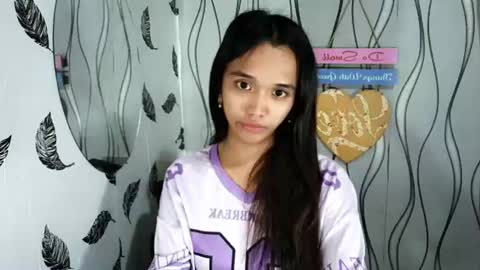 Snapshot of olivianiczxasshieerrraa6 chatting on June 2026 10:39:02 AM NICOLE online show from June 2026 10:39:02 AM