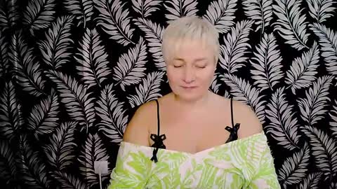 Snapshot of oliviaoskar_ chatting on December 2024 08:45:02 AM Kelly online show from December 2024 08:45:02 AM