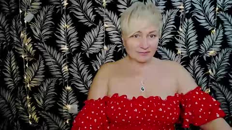 Snapshot of oliviaoskar_ chatting on January 2025 02:13:01 PM Kelly online show from January 2025 02:13:01 PM