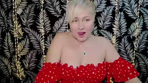 Snapshot of oliviaoskar_ chatting on February 2025 03:14:01 PM Kelly online show from February 2025 03:14:01 PM