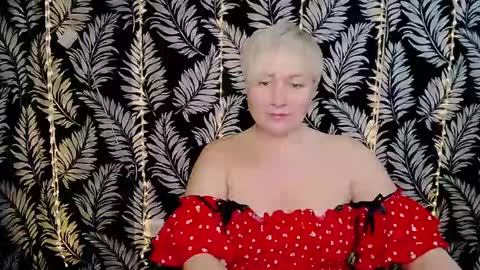 Snapshot of oliviaoskar_ chatting on February 2025 12:21:01 PM Kelly online show from February 2025 12:21:01 PM