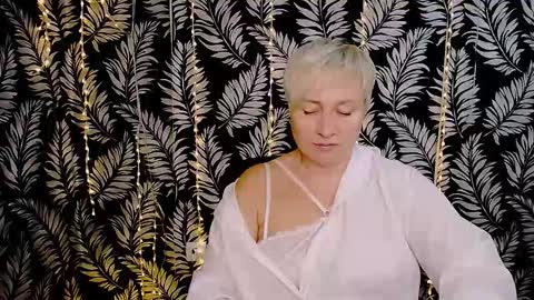 Snapshot of oliviaoskar_ chatting on September 2025 11:09:01 AM Kelly online show from September 2025 11:09:01 AM