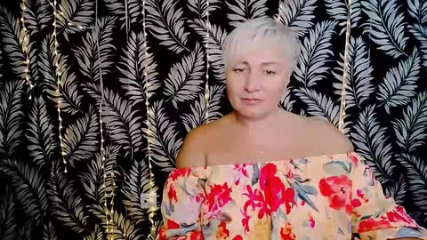 Snapshot of oliviaoskar_ chatting on October 2025 11:35:01 AM Kelly online show from October 2025 11:35:01 AM