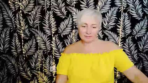 Snapshot of oliviaoskar_ chatting on October 2025 12:50:02 PM Kelly online show from October 2025 12:50:02 PM